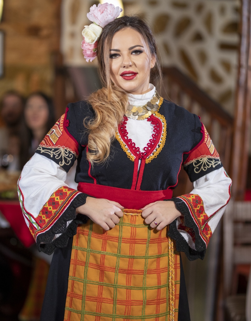 Светла Дукатева