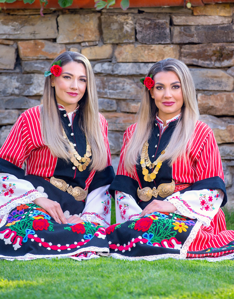 Сестри Диневи